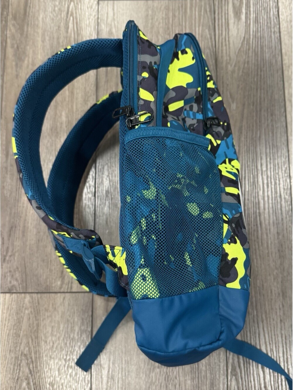Nike Splash Backpack - Picture 2 of 8